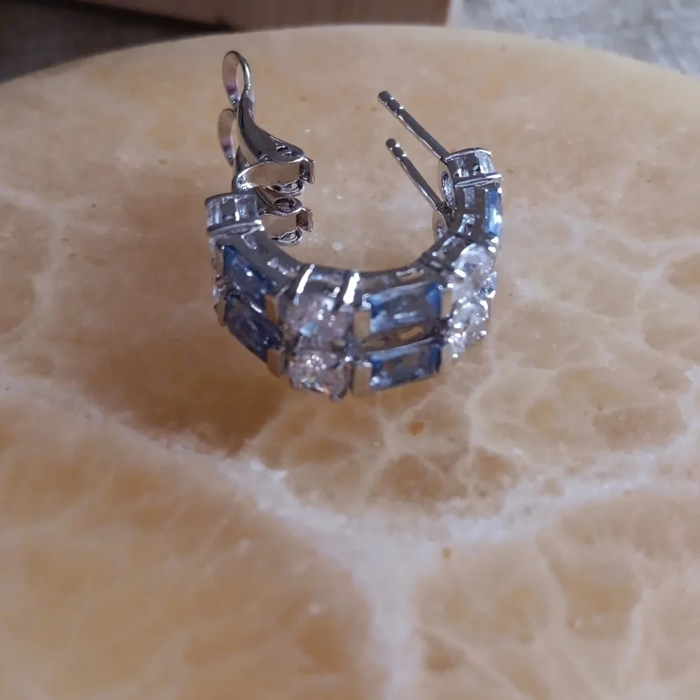 Silver Tone Clear Purple Rhinestone Pierced Earrings
